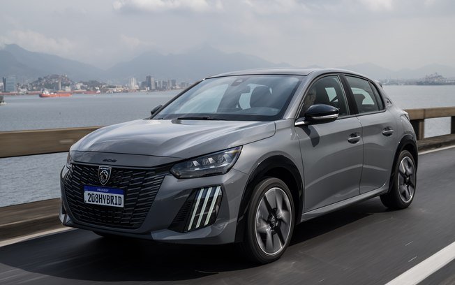 Peugeot 208 2027 fica mais barato e versão turbo cai a R$ 119.990