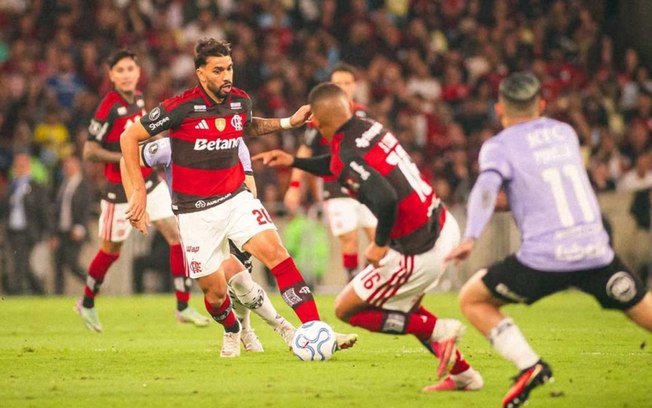 Flamengo aguarda definição sobre fim das bets e avalia vendas